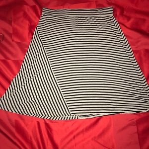 Gray & black striped a-line skirt